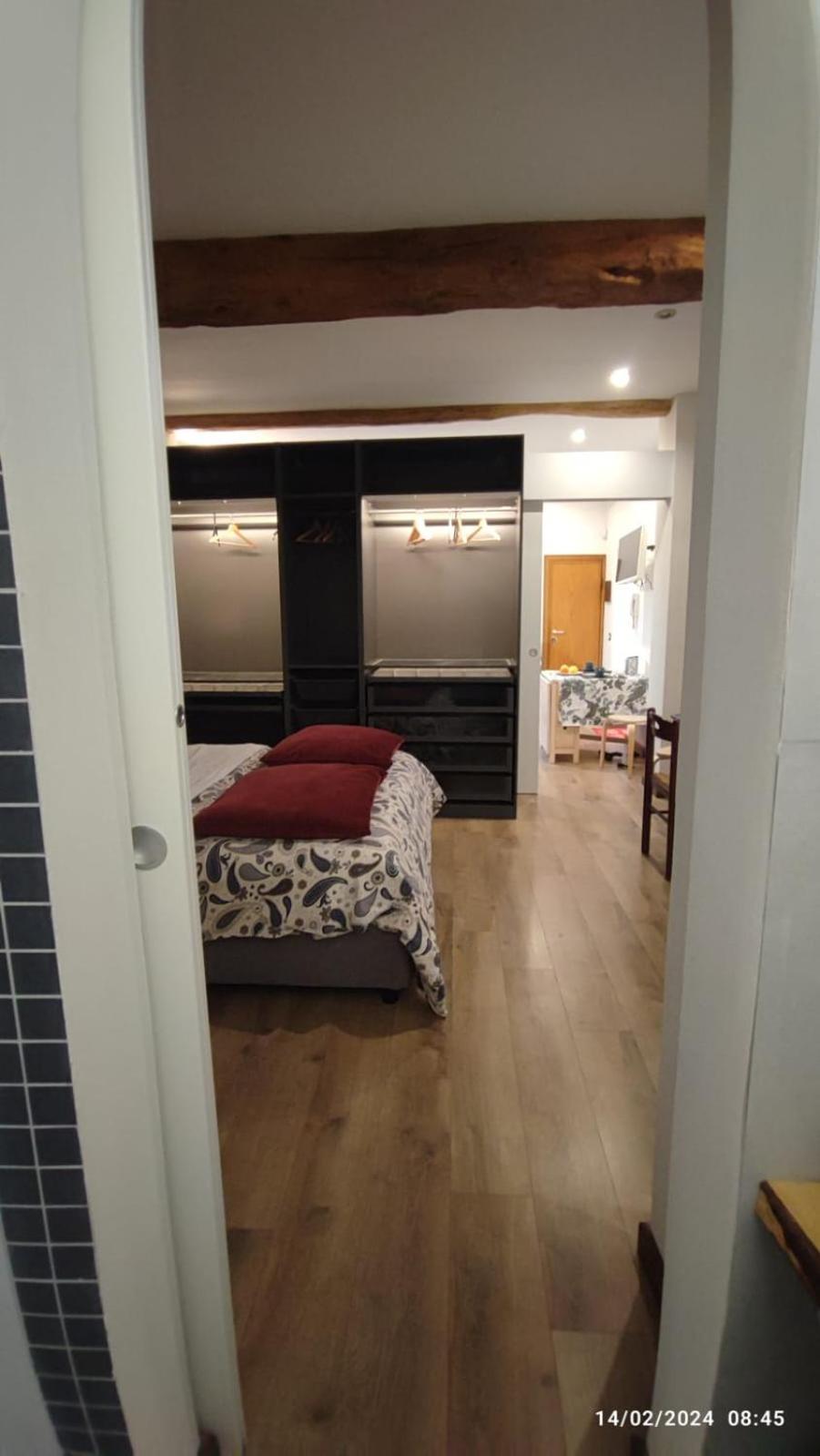 Centro Storico Di Via Petroni Appartement *